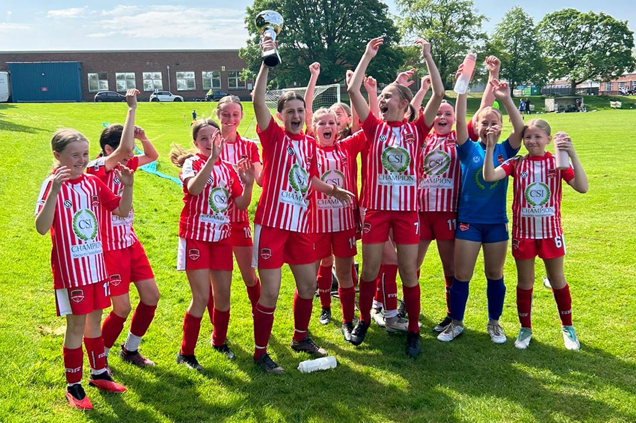 Meadow Park U13 Girls crowned League Champions